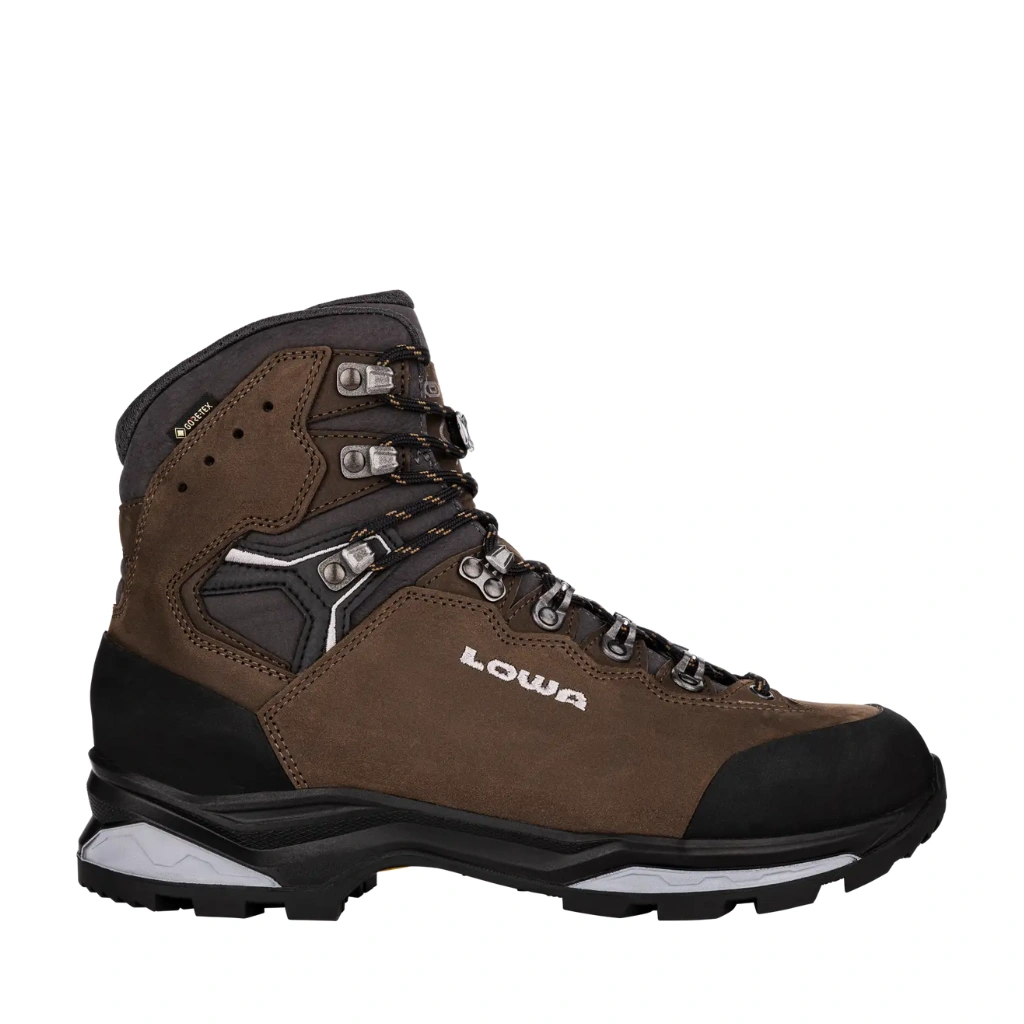Camino Evo GTX® Large : L'aventure vous attend, foulées assurées, confort inégalé, franchissez tous les chemins avec style et robustesse.